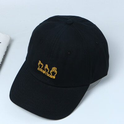 Korean version of male&female finger cartoon embroidered baseball cap retro student couple couple ins cap sun hat
Korean version of male&female finger cartoon embroidered baseball cap retro student couple couple ins cap sun hat