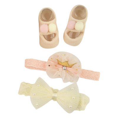 Newborn Baby Cartoon Bowknot Flower Design Cotton Socks With Hairband Photography Props Set
Newborn Baby Cartoon Bowknot Flower Design Cotton Socks With Hairband Photography Props Set