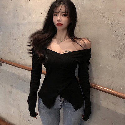 Autumn Women Sexy V neck T-shirt Slim Long Sleeve Solid Color Off Shoulder Korean Sweet Tee Tops Grunge Aesthetic Basic Tshirt
Autumn Women Sexy V neck T-shirt Slim Long Sleeve Solid Color Off Shoulder Korean Sweet Tee Tops Grunge Aesthetic Basic Tshirt