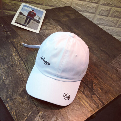 Hat women spring&summer baseball cap men Korean version of wild tide letters embroidered cap purple Harajuku couples visor
Hat women spring&summer baseball cap men Korean version of wild tide letters embroidered cap purple Harajuku couples visor