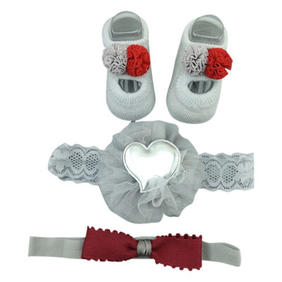 Newborn Baby Girls Headband Bow Flowers Cloth Hair Bands Hair Accessories Socks Gift Boxes Three-piece Suits Newborn Girts
Newborn Baby Girls Headband Bow Flowers Cloth Hair Bands Hair Accessories Socks Gift Boxes Three-piece Suits Newborn Girts