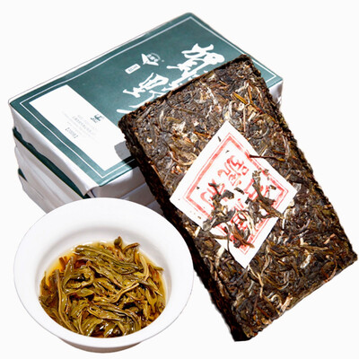 C-PE002 spring green tea 2013 years raw puer tea pu er tea200g Ensure the quality QS532714010263 yunnan pu erh Tea
C-PE002 spring green tea 2013 years raw puer tea pu er tea200g Ensure the quality QS532714010263 yunnan pu erh Tea