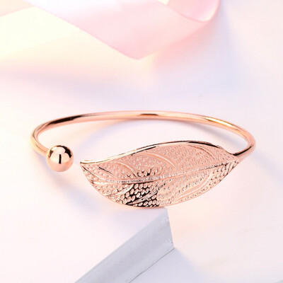 Sweet Elegant Small Fresh Tree Leaves Bracelet Open Unisex Pair Bracelet Original Fashion Bracelet Hand Jewellery Hot Gift
Sweet Elegant Small Fresh Tree Leaves Bracelet Open Unisex Pair Bracelet Original Fashion Bracelet Hand Jewellery Hot Gift