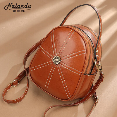Nalandu Nalandu backpack female Korean version of the wild casual leather handbags multi-function large capacity mini ladies rice small backpack 6183DB016-A black
Nalandu Nalandu backpack female Korean version of the wild casual leather handbags multi-function large capacity mini ladies rice small backpack 6183DB016-A black