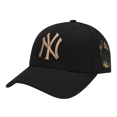 MLB baseball cap unisex couple hat NY Korean fashion tide cap hard top black gold standard side flower adjustable cap circumference 55cm-59cm
MLB baseball cap unisex couple hat NY Korean fashion tide cap hard top black gold standard side flower adjustable cap circumference 55cm-59cm