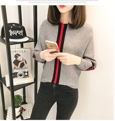 2018 autumn&winter new Korean version vertical bar color stripe loose show thin sweater female bat sleeve knitted sweater
2018 autumn&winter new Korean version vertical bar color stripe loose show thin sweater female bat sleeve knitted sweater
