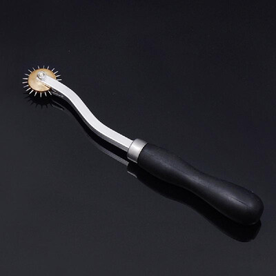 Leathercraft Stictching Spacing Scriber Cloth Leather stitch Roller Rolling Pin DIY Leather Craft Tools
Leathercraft Stictching Spacing Scriber Cloth Leather stitch Roller Rolling Pin DIY Leather Craft Tools