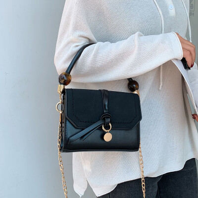 Bag female 2019 new wave Korean version of the simple wild atmosphere single shoulder Messenger bag chic chain bag small bag handbag
Bag female 2019 new wave Korean version of the simple wild atmosphere single shoulder Messenger bag chic chain bag small bag handbag