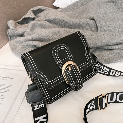 Ins super fire bag diagonal small bag female 2018 new Korean version of the wild Sen retro wide shoulder shoulder Messenger bag
Ins super fire bag diagonal small bag female 2018 new Korean version of the wild Sen retro wide shoulder shoulder Messenger bag