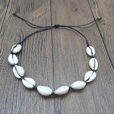 Europe&the United States cross-border accessories Hawaiian style personality casual accessories handmade hand-woven short shell necklace
Europe&the United States cross-border accessories Hawaiian style personality casual accessories handmade hand-woven short shell necklace
