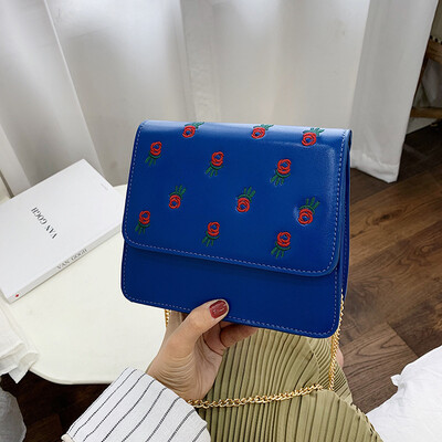 Qiao Bani 2019 new South Korea Dongdaemun fashion simple embroidered flip bag wild single shoulder diagonal tide handbag
Qiao Bani 2019 new South Korea Dongdaemun fashion simple embroidered flip bag wild single shoulder diagonal tide handbag