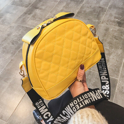 Women Casual Girls Letter Shoulder Strap Solid Color Wild Shell Bag Trend Ladies Wandering Messenger Crossbody Bags
Women Casual Girls Letter Shoulder Strap Solid Color Wild Shell Bag Trend Ladies Wandering Messenger Crossbody Bags