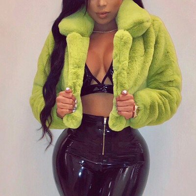 Roseonmyhand Fashion Women Coat Fluffy Fleece Turn-down Collar Faux Fur Top Short Loose Coat
Roseonmyhand Fashion Women Coat Fluffy Fleece Turn-down Collar Faux Fur Top Short Loose Coat