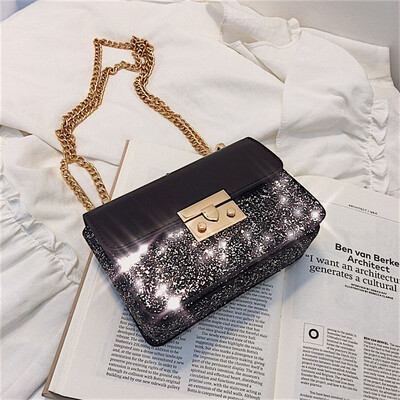 Ins super fire sequin bag female 2019 new Korean version of the wild single shoulder slung fashion chain lock small square bag
Ins super fire sequin bag female 2019 new Korean version of the wild single shoulder slung fashion chain lock small square bag