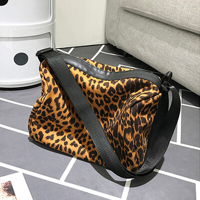 Tailored Fashion Unisex Cotton Printing Leopard Bags Large Shopping Bag Crossbody Bags
Tailored Fashion Unisex Cotton Printing Leopard Bags Large Shopping Bag Crossbody Bags