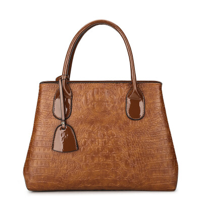 2017 European&American fashion new womens bag crocodile pattern handbag female big bag factory direct shoulder diagonal
2017 European&American fashion new womens bag crocodile pattern handbag female big bag factory direct shoulder diagonal