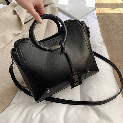 Tailored Fashion Lady Vintage Ring Tote Bag Wild Solid Color Shoulder Bag Messenger Bag
Tailored Fashion Lady Vintage Ring Tote Bag Wild Solid Color Shoulder Bag Messenger Bag