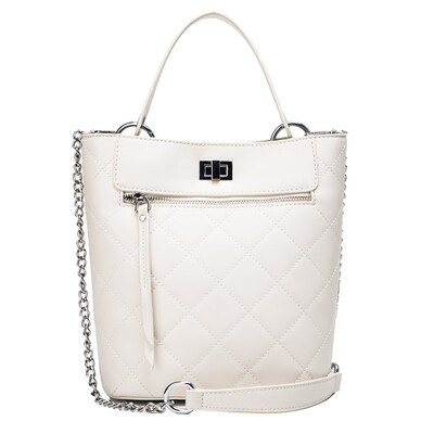 Fashion texture bow handbag 2019 new love broadband small square package tide Korean version of the diagonal female bag
Fashion texture bow handbag 2019 new love broadband small square package tide Korean version of the diagonal female bag