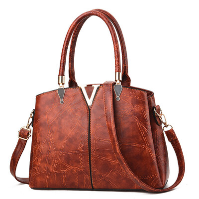 2019 new European&American fashion handbag large capacity big bag shoulder Messenger bag
2019 new European&American fashion handbag large capacity big bag shoulder Messenger bag
