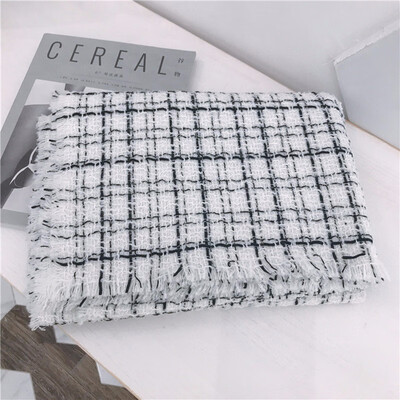 Outdoor Autumn Winter Plaid Black&White Small Fragrance Style Warm Scarf Female Imitation Cashmere Shawl Double Versatile
Outdoor Autumn Winter Plaid Black&White Small Fragrance Style Warm Scarf Female Imitation Cashmere Shawl Double Versatile