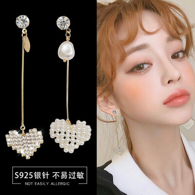 S925 silver pearl earrings female long temperament earrings personalized earrings earrings
S925 silver pearl earrings female long temperament earrings personalized earrings earrings