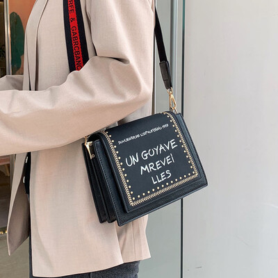 Ins super fire bag female 2019 new Korean version of autumn&winter foreign air scrub single shoulder handbag fashion broadband Messenger
Ins super fire bag female 2019 new Korean version of autumn&winter foreign air scrub single shoulder handbag fashion broadband Messenger