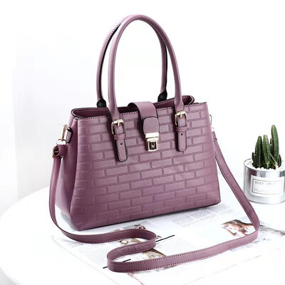 2019 summer new European&American big bag shoulder bag simple handbag diagonal bag fashion handbag
2019 summer new European&American big bag shoulder bag simple handbag diagonal bag fashion handbag