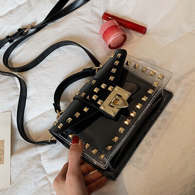 New bag female 2019 new Korean version of the wild shoulder slung fashion rivet portable transparent jelly small square bag
New bag female 2019 new Korean version of the wild shoulder slung fashion rivet portable transparent jelly small square bag