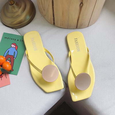 Slippers out of the women in 2019 new summer fashion 100-way red ins cool slippers flat bottom flip-flops flip-flops
Slippers out of the women in 2019 new summer fashion 100-way red ins cool slippers flat bottom flip-flops flip-flops