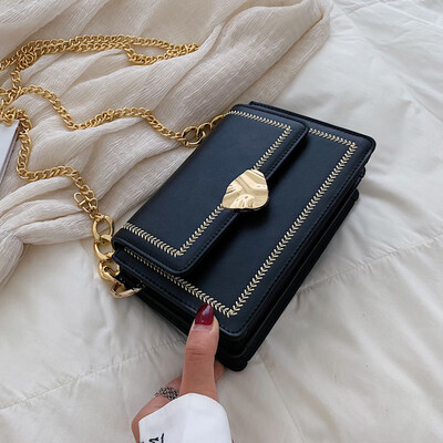 Summer small fresh womens bag 2019 new texture French small foreign fashion texture slung fashion
Summer small fresh womens bag 2019 new texture French small foreign fashion texture slung fashion