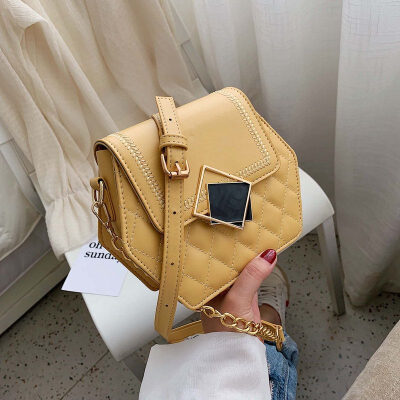 Popular bag female 2019 new wave Korean version of the wild Messenger bag Ocean rhombic chain bag fashion shoulder bag
Popular bag female 2019 new wave Korean version of the wild Messenger bag Ocean rhombic chain bag fashion shoulder bag
