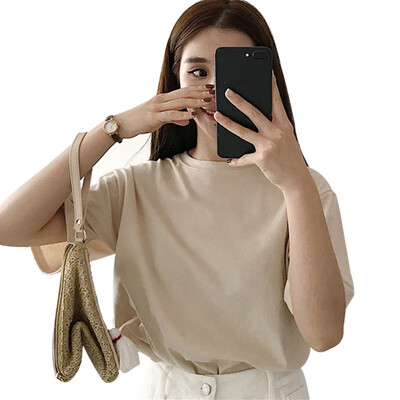 Women Summer Solid V-Neck T-shirt Female Casual Short Sleeve Basic Tees Ladies Loose Tops Plus Size Feminina Tshirt
Women Summer Solid V-Neck T-shirt Female Casual Short Sleeve Basic Tees Ladies Loose Tops Plus Size Feminina Tshirt