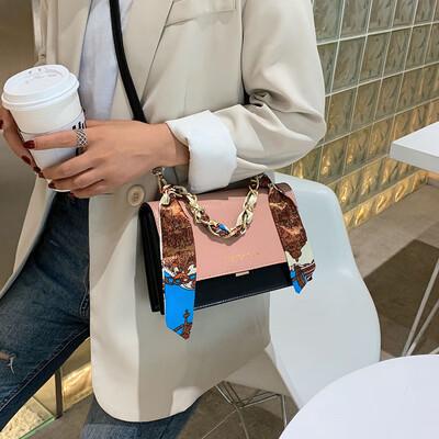 Ins super fire bag female 2019 new Korean fashion hit color wild chain hand strap shoulder slung small square bag
Ins super fire bag female 2019 new Korean fashion hit color wild chain hand strap shoulder slung small square bag