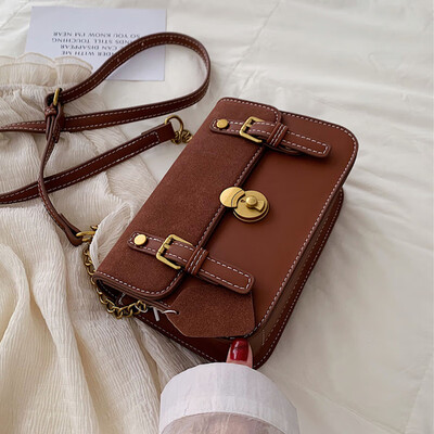 2019 new bag female Korean version of Joker shoulder Messenger bag fashion lock casual texture mailman bag
2019 new bag female Korean version of Joker shoulder Messenger bag fashion lock casual texture mailman bag