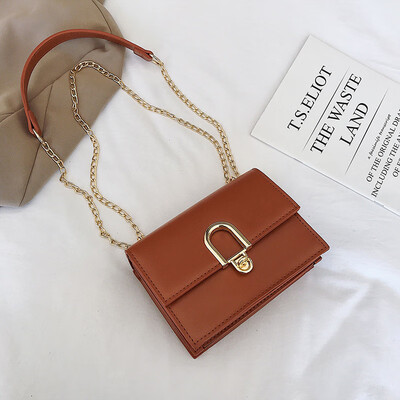 High-end sense bag foreign simple minimalist chain lock female bag new 2019 fashion slung shoulder small square bag
High-end sense bag foreign simple minimalist chain lock female bag new 2019 fashion slung shoulder small square bag