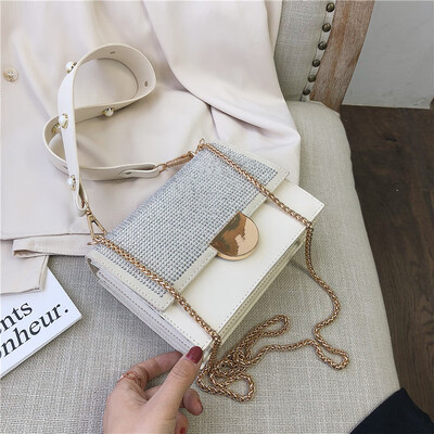 Qiao Bani 2019 new Korean chic fashion studded flip bag shoulder slant diagonal trend handbags a generation
Qiao Bani 2019 new Korean chic fashion studded flip bag shoulder slant diagonal trend handbags a generation