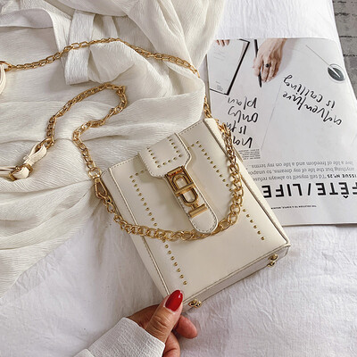 Ins girls on the new mobile phone bag female summer fresh 2019 new popular bucket bag chain Messenger bag
Ins girls on the new mobile phone bag female summer fresh 2019 new popular bucket bag chain Messenger bag