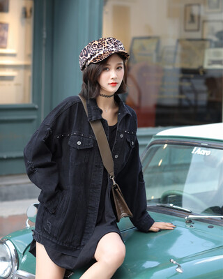 Korean version of the spring&summer leopard hat British fashion painter newspaper boy hat net red hair Beret ins
Korean version of the spring&summer leopard hat British fashion painter newspaper boy hat net red hair Beret ins