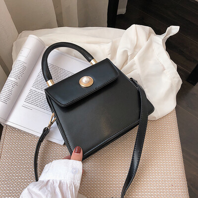 Senior sense small bag female 2019 new wave Korean version of the wild shoulder bag fashion simple diagonal small square bag
Senior sense small bag female 2019 new wave Korean version of the wild shoulder bag fashion simple diagonal small square bag