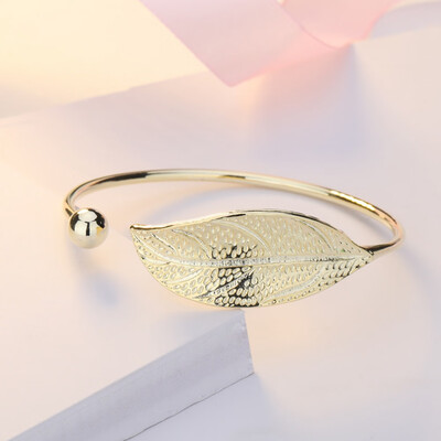 Sweet Elegant Small Fresh Tree Leaves Bracelet Open Unisex Pair Bracelet Original Fashion Bracelet Hand Jewellery Hot Gift
Sweet Elegant Small Fresh Tree Leaves Bracelet Open Unisex Pair Bracelet Original Fashion Bracelet Hand Jewellery Hot Gift