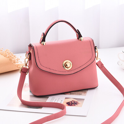 Bag female fashion large capacity oblique satchel Korean version temperament single shoulder black small square bag handbag
Bag female fashion large capacity oblique satchel Korean version temperament single shoulder black small square bag handbag