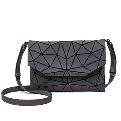 LOVEVOOK crossbody bags for women 2019 fashion shoulder messenger bags female Envelope bag PU geometric bags luminous color
LOVEVOOK crossbody bags for women 2019 fashion shoulder messenger bags female Envelope bag PU geometric bags luminous color