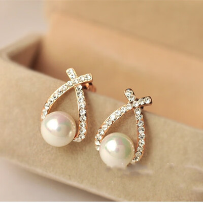 H23 New Imitation Pearl Heart Crystal Flower Leaf Angel Wings Geometry Stud Earrings For Women Statement Ear Jewelry Wholesale
H23 New Imitation Pearl Heart Crystal Flower Leaf Angel Wings Geometry Stud Earrings For Women Statement Ear Jewelry Wholesale