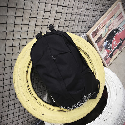 Couples backpack shoulder bag female Korean wave academic high school students schoolbag mens&womens canvas travel bag leisu
Couples backpack shoulder bag female Korean wave academic high school students schoolbag mens&womens canvas travel bag leisu