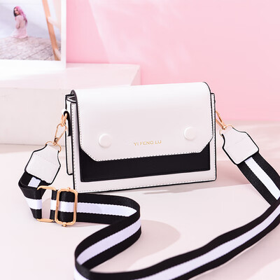 In summer the new womens fashion Korean version ins100 fashion broadband womens single shoulder oblique satchel
In summer the new womens fashion Korean version ins100 fashion broadband womens single shoulder oblique satchel
