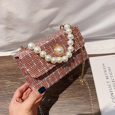 Wild fairy niche net red fashion chain woolen crossbody bag 2019 new foreign gas lattice pearl handbag
Wild fairy niche net red fashion chain woolen crossbody bag 2019 new foreign gas lattice pearl handbag