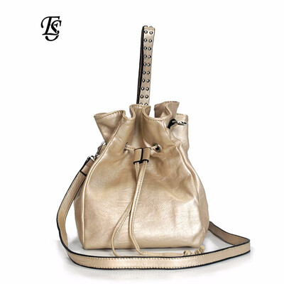 ESHUNFA Bucket Bag 2019 New Fashion Lady Handbag Drawstring Drawstring Shoulder Messenger Bag ES8216 4326
ESHUNFA Bucket Bag 2019 New Fashion Lady Handbag Drawstring Drawstring Shoulder Messenger Bag ES8216 4326