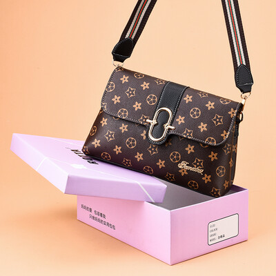 Middle-aged womens bags Korean version oblique Bag soft skin small old ladies shoulder bag mother buy vegetable bags
Middle-aged womens bags Korean version oblique Bag soft skin small old ladies shoulder bag mother buy vegetable bags