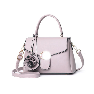 Ladies bag 2019 spring new handbag flower fashion handbag simple shoulder diagonal package
Ladies bag 2019 spring new handbag flower fashion handbag simple shoulder diagonal package