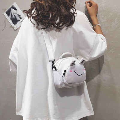 Cute canvas small bag female 2019 new ins childrens fun wild single shoulder Messenger bag cartoon Harajuku girl bag
Cute canvas small bag female 2019 new ins childrens fun wild single shoulder Messenger bag cartoon Harajuku girl bag